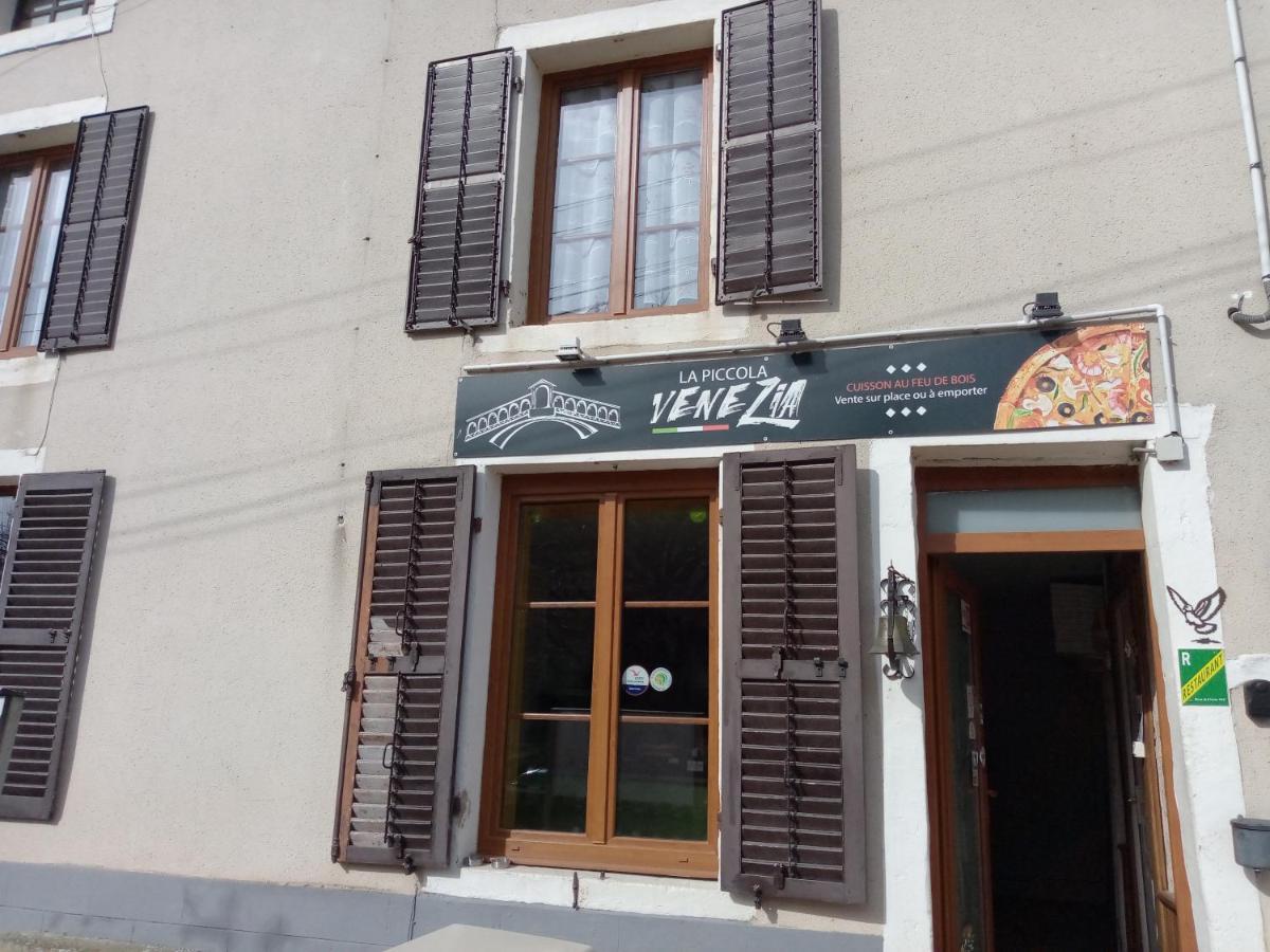 Vrécourt Jonquille Chic La Piccola Venezia B&B 외부 사진